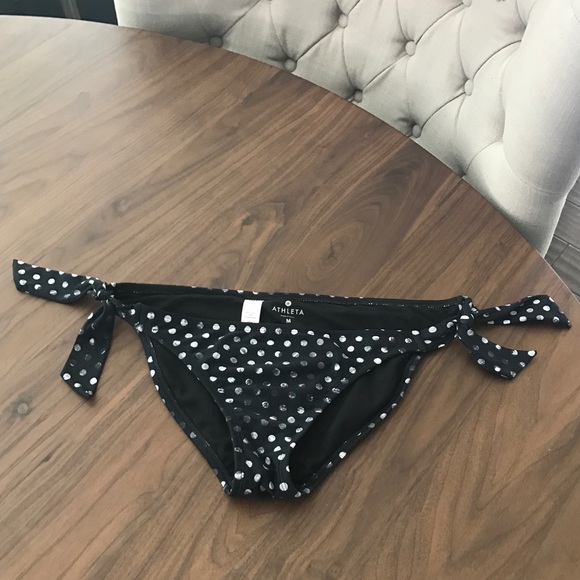 black polka dot bikini bottoms